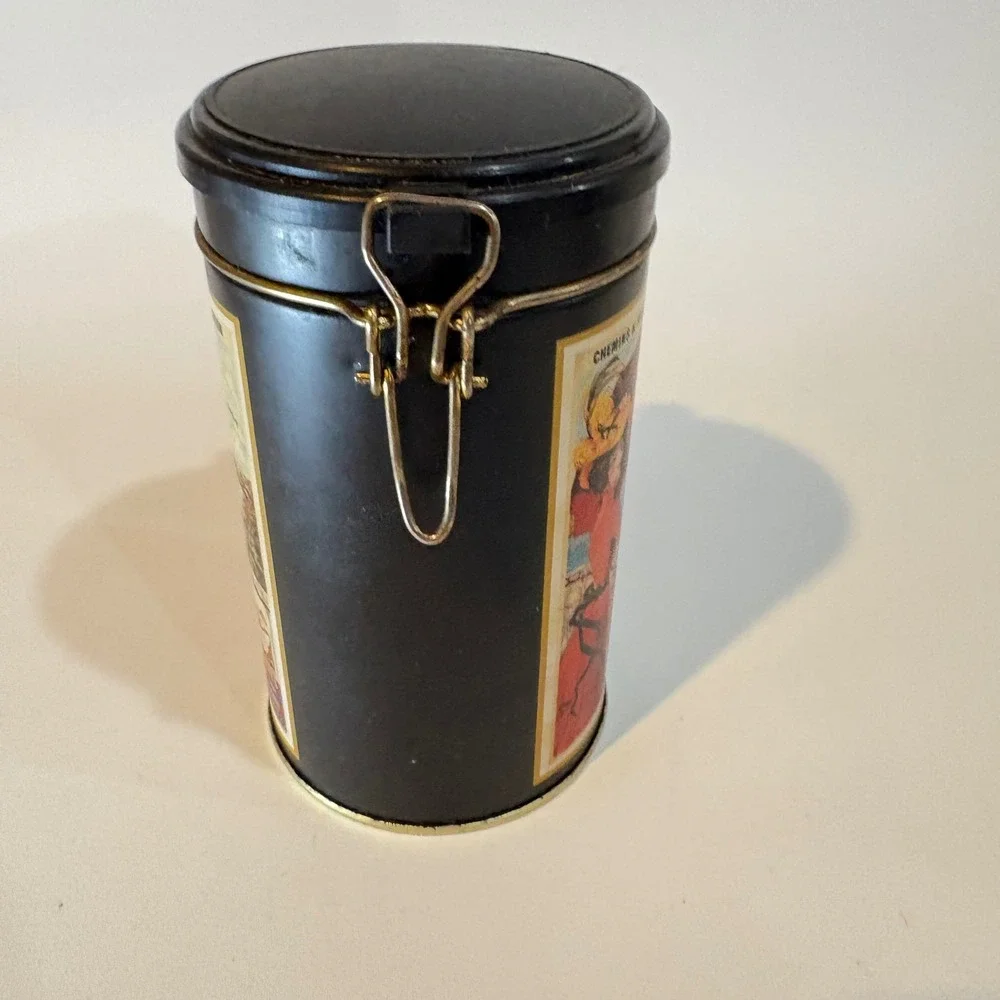 Unbranded vintage cylindrical